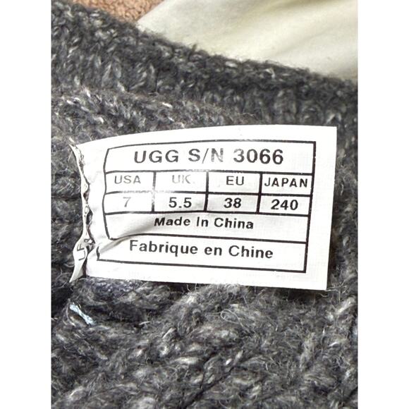 UGG Boots (Women’s 7) - Picture 7 of 7